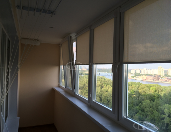 Жалюзи на балкон