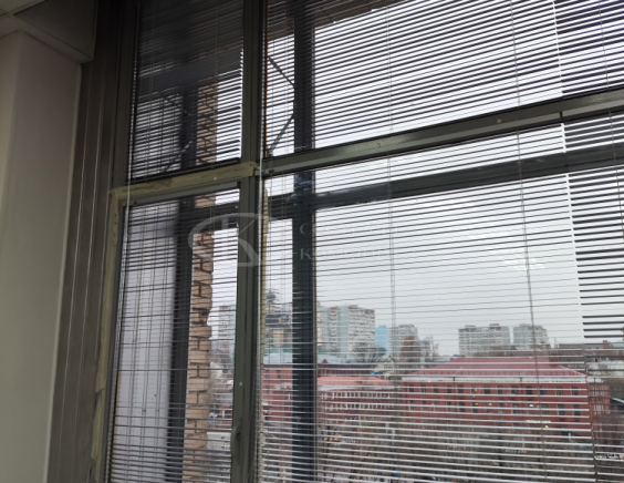 Горизонтальные алюминиевые жалюзи