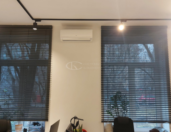 Горизонтальные алюминиевые жалюзи