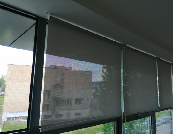 Жалюзи на балкон